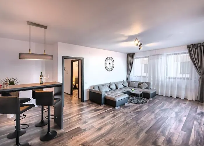 Modern With City-view Near Poiana Апартаменты