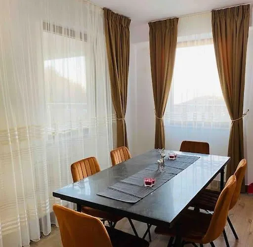 Modern With City-view Near Poiana *