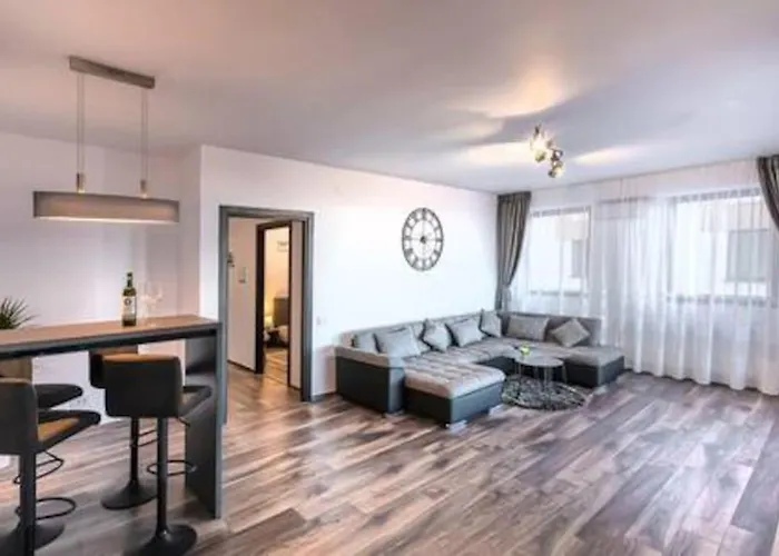 Modern With City-view Near Poiana