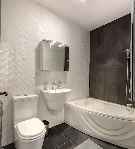 Modern With City-view Near Poiana * Брашов